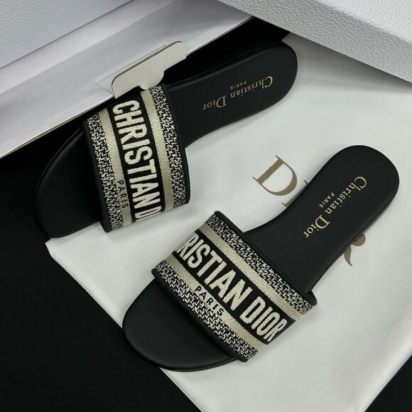 Christian Dior Sandals - Picture 9 of 9